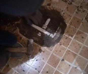 淄博市卫生间漏水维修公司为您分享下卫生间渗水如何处理及注意事项